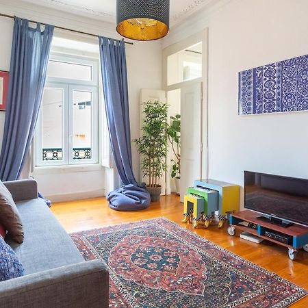 Bright 2 Bedroom Apt 100M From Av. Liberdade ลิสบอน ภายนอก รูปภาพ